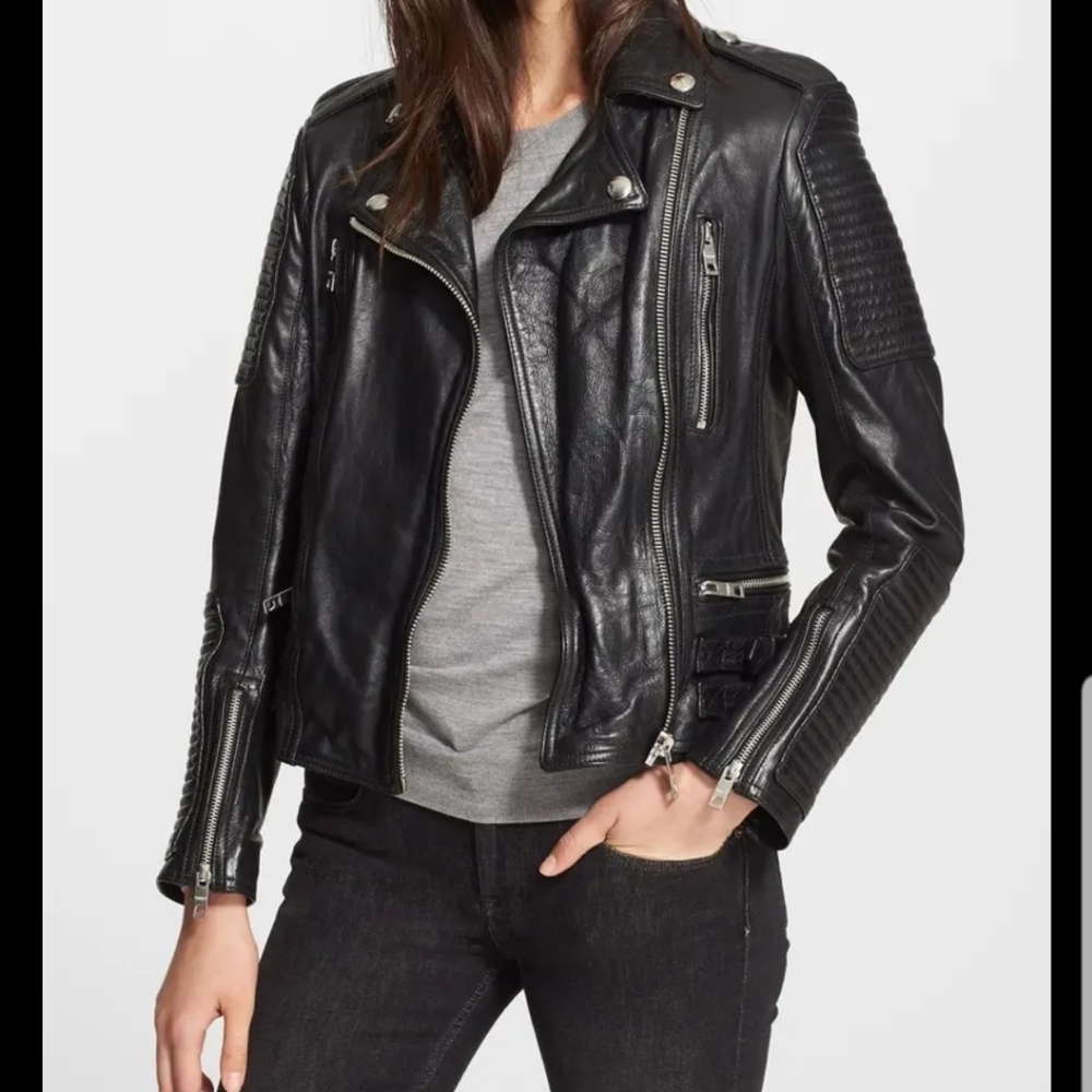 HOSTPICK!!! Burberry Jacket with Nova Check lining - Picture 2 of 14